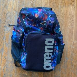 Arena Floral Swim Backpack - Black and Blue